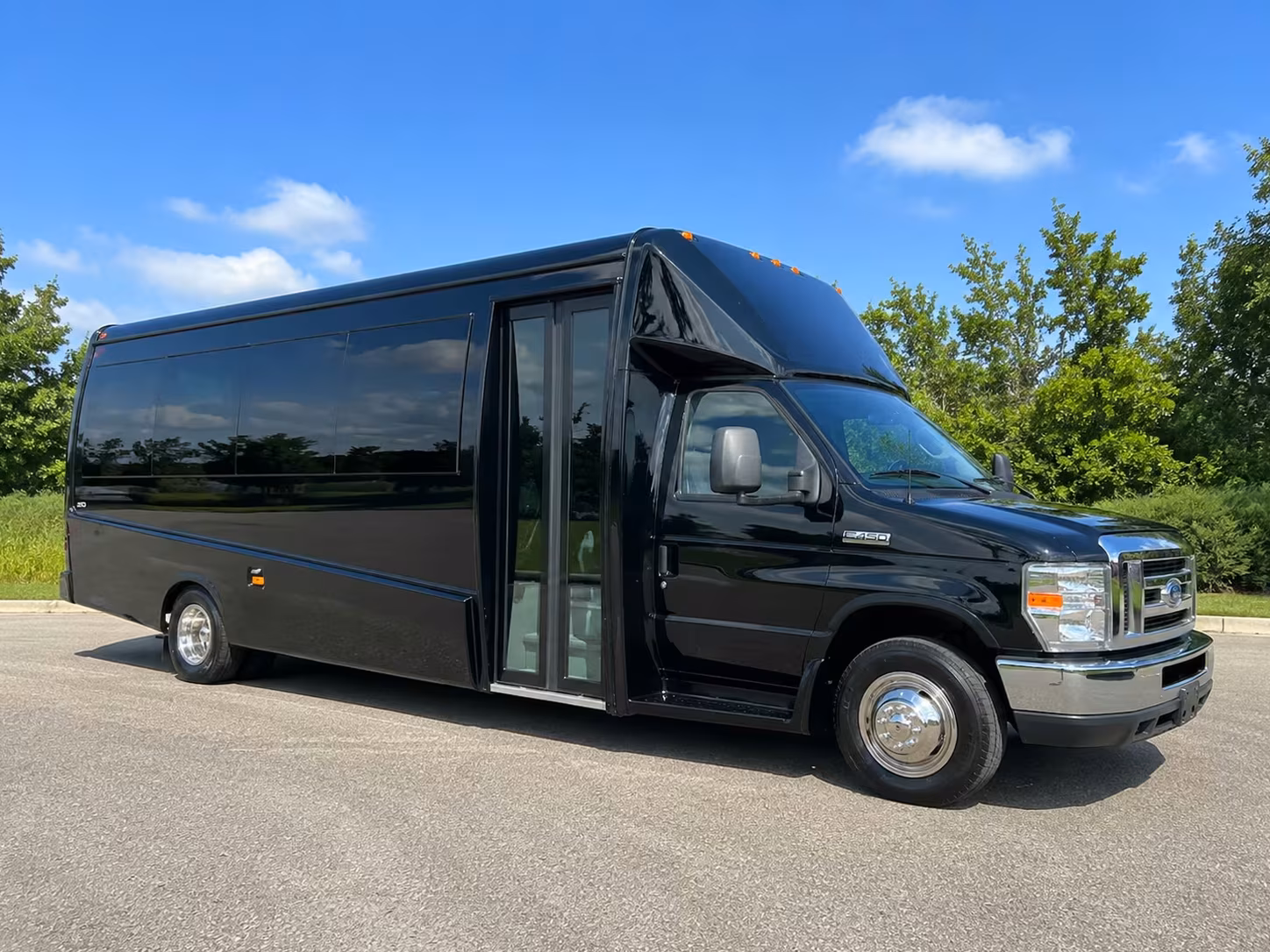 18 passenger minibus