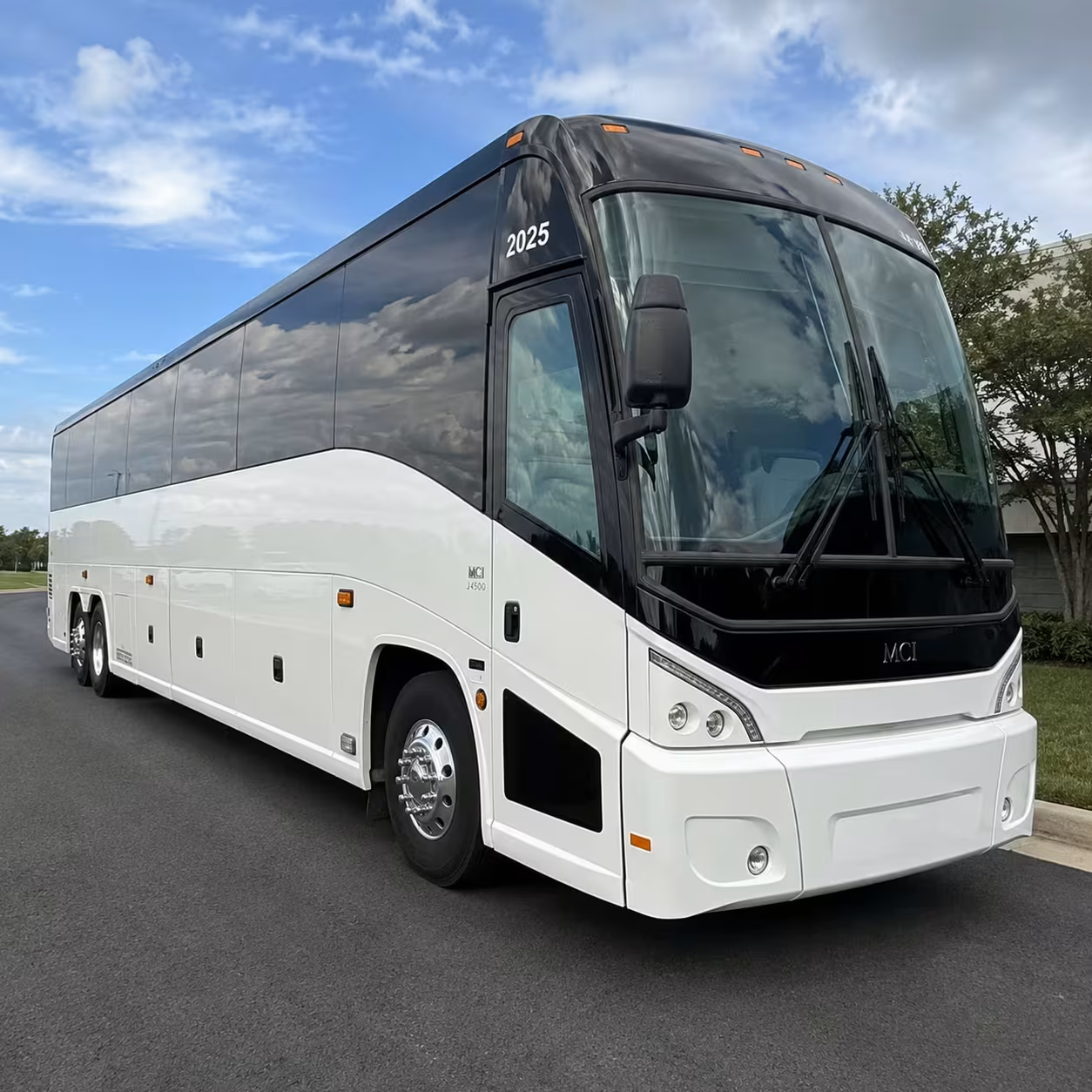 charter bus rentals for corporate events and conferences near corona