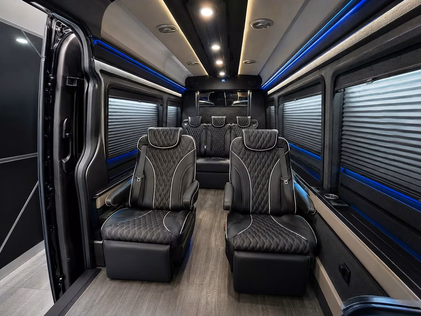 corona airport transportation for busy holiday travel windows